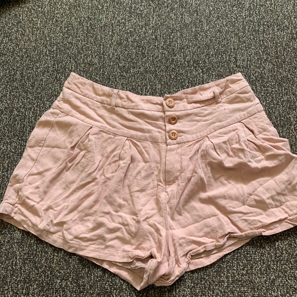 peach/cream button up shorts